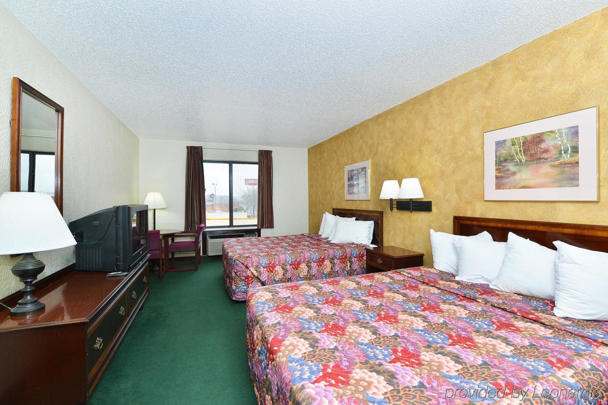 Days Inn By Wyndham Ozark Springfield Dış mekan fotoğraf